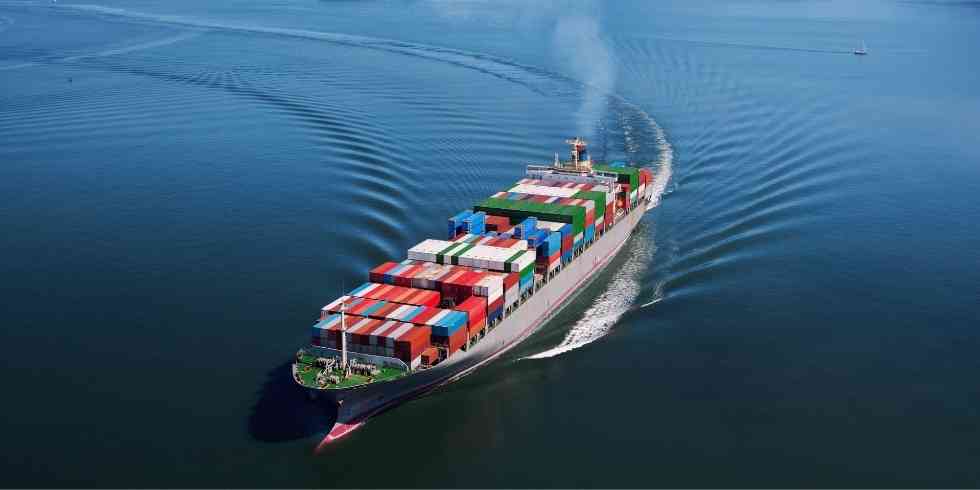 a-guide-to-shipping-containers-&-sea-freight